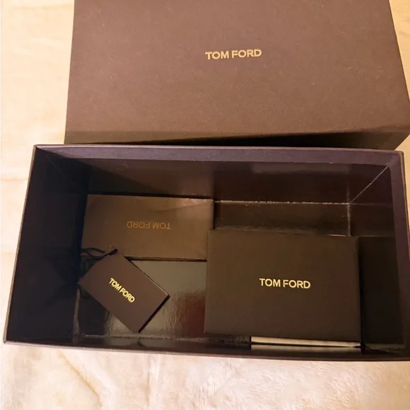 Tom Ford Sunglasses - Picture 3 of 16